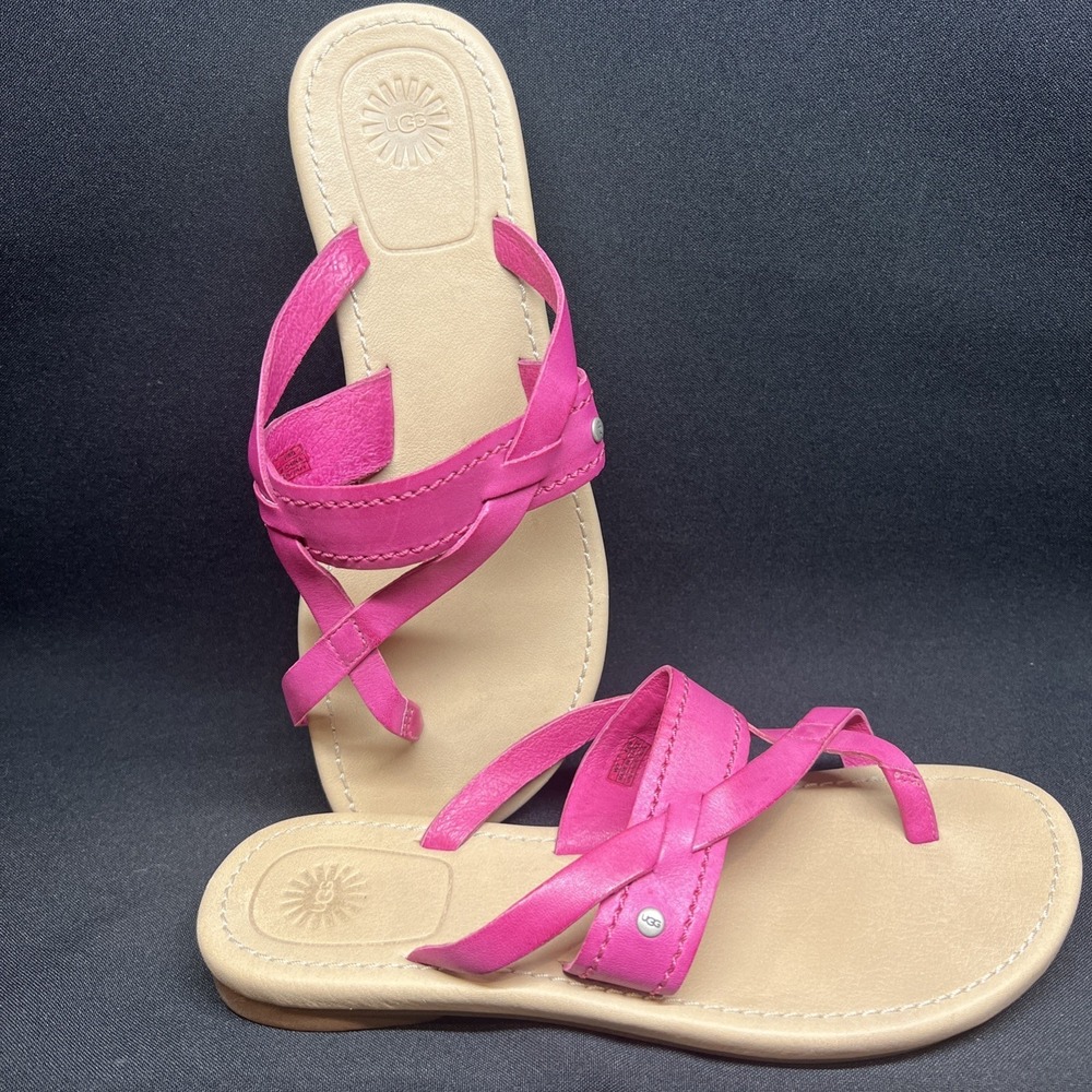 UGG "Mireya" Toeloop Thong Sandal sz 7 Very Clean Fuchsia Pink
